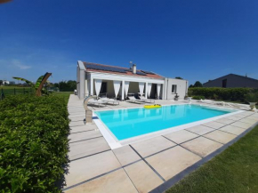 Villa Private Pool Luxury G&P Hot Tub
